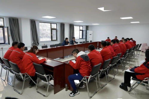 學深悟透踐初心 凝心聚力促發展——采氣一廠掀起學習十九屆五中全會精神熱潮